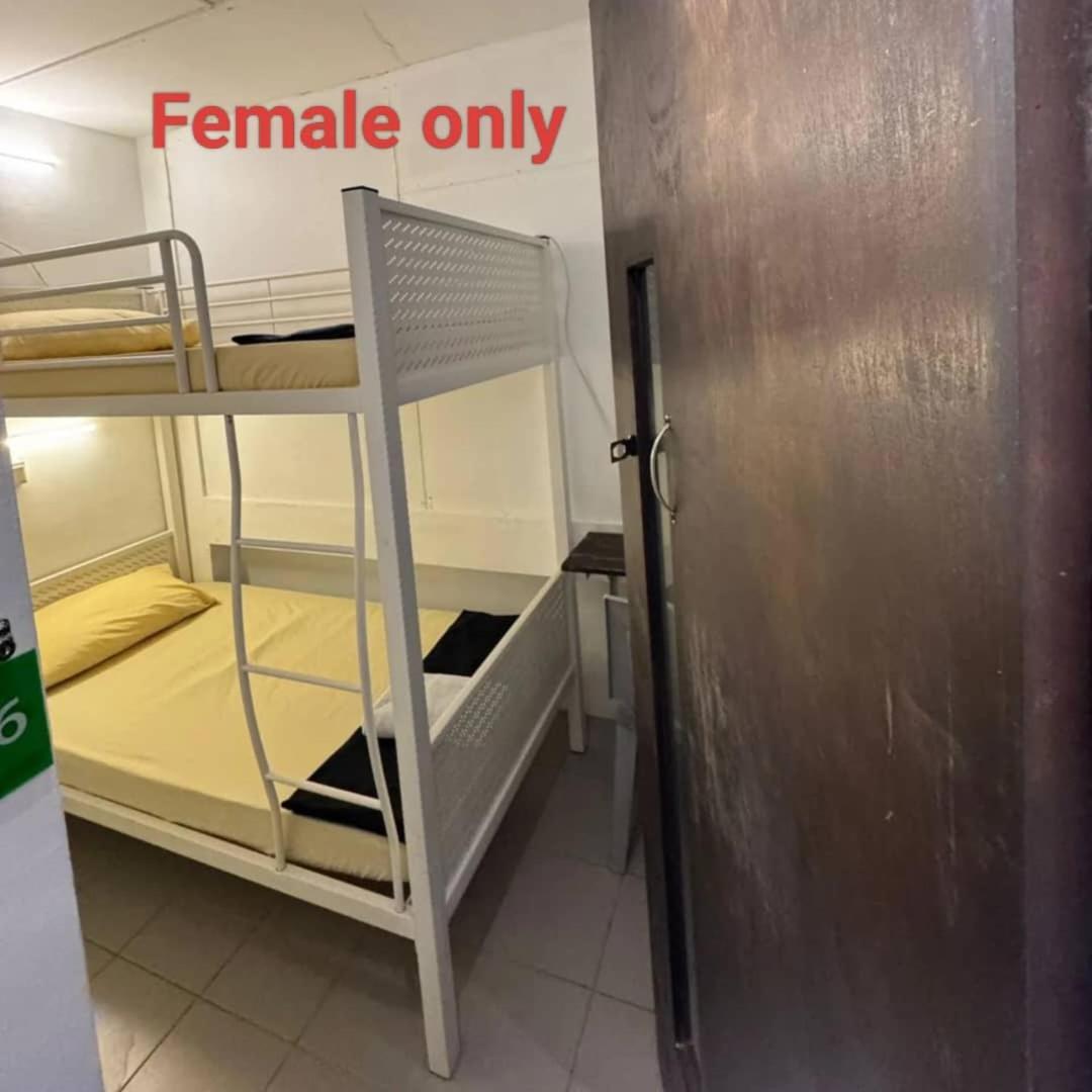Sunset Homestay - Backpacker Hostel Self Checkin 쿠칭 외부 사진